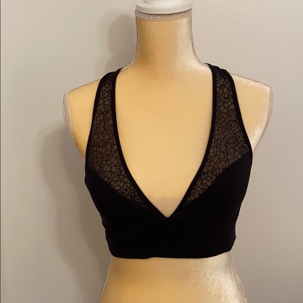 Lululemon Sports Bra Size 4